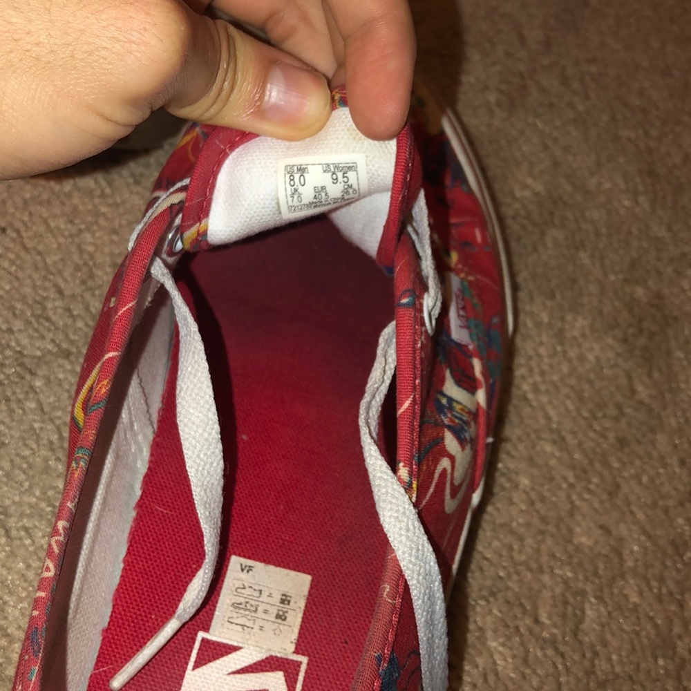 Vans - Picture 4 of 4